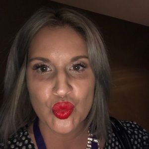 Meet your Posher, Michele